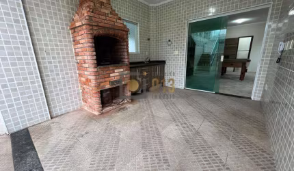 Casa com 5 quartos, Marapé, Santos - R$ 1.39 mi, Cod: 1902