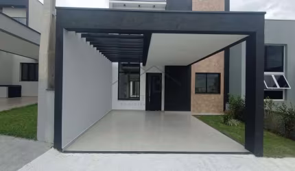 Belíssima casa condomínio Villa Rica Jardins do império Indaiatuba, 3 Dormitórios sendo 2 suítes! Condomínio com área de lazer completa!!
