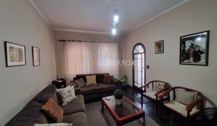 Casa com 6 quartos à venda na Rua Otávio Neto, 332, Jardim Aurélia, Campinas, 262 m2 por R$ 750.000