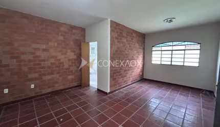 Casa com 3 quartos para alugar na Comendador Herculano Gracioli, 357, Parque São Quirino, Campinas, 117 m2 por R$ 2.700