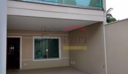 SOBRADO TREMEMBÉ COM SISTEMA DE AQUECIMENTO SOLAR - VILA IRMÃOS ARNONI