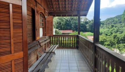 Casa no Alpes da Cantareira - 230,30 m2 - 6 vagas - Com vista espetacular