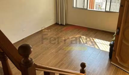 SOBRADO COM 3 DORMITÓRIOS, SENDO 1 SUÍTE, 4 VAGAS DE GARAGEM