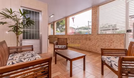 Casa de vila  com 2 quartos, 6 vagas - Jardim Brasília (Zona Norte)