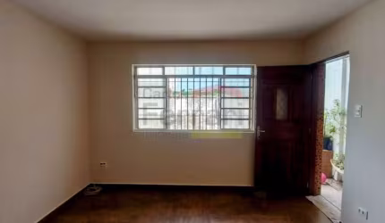 Casa assobradada à venda no Tucuruvi, 900m do metrô Tucuruvi/Shop. Tucuruvi