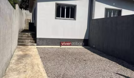 OPORTUNIDADE! CASA À VENDA NO JD. COLONIAL! 02 QUARTOS SENDO 01 SUÍTE! TERRENO DE 220M2