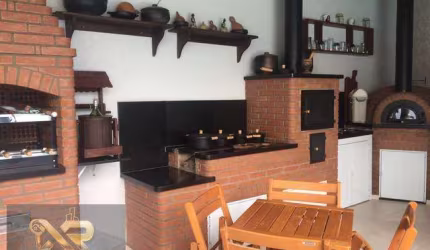 Casa para Venda em Embu das Artes, Jardim Nayara, 3 dormitórios, 2 suítes, 4 banheiros, 3 vagas