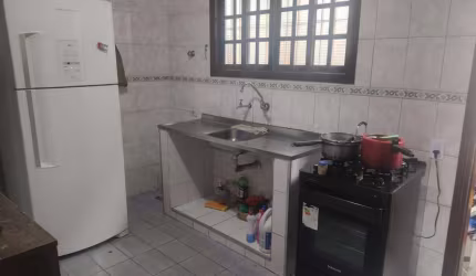 Casa para Venda em Taboão da Serra, Cidade Intercap, 2 dormitórios, 2 banheiros, 1 vaga