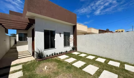 Casa com 2 dormitórios à venda, 75 m² por R$ 325.000,00 - Recanto do Sol - São Pedro da Aldeia/RJ