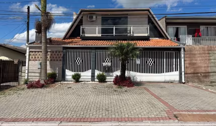 Casa com 3 quartos à venda na Rua Itaúna do Sul, Alto Boqueirão, Curitiba, 186 m2 por R$ 470.000