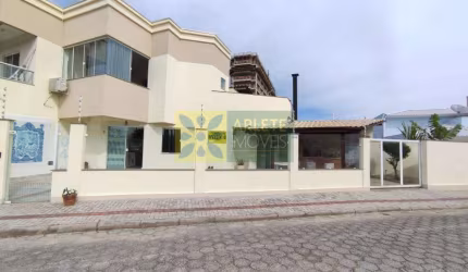 Casa - Porto Belo SC
