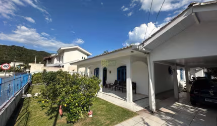 Casa - Porto Belo SC