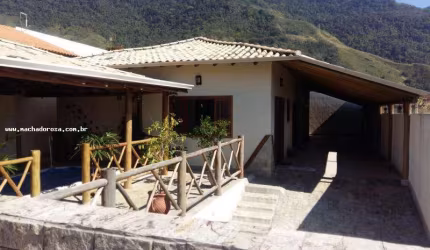 Casa para Venda em São Sebastião, São Francisco da Praia, 3 dormitórios, 1 suíte, 3 banheiros, 10 vagas