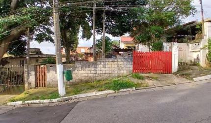 Casa com 2 dormitórios à venda no Parque Alto do Rio Bonito