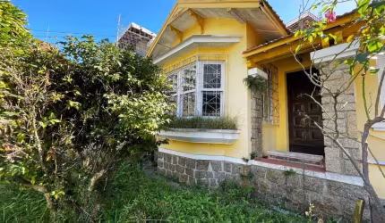 Venda | Casa 2 dorms + 1vg