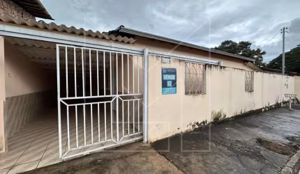 Casa para Venda em Caldas Novas, Estância dos Buritis, 3 dormitórios, 1 suíte, 2 banheiros, 3 vagas