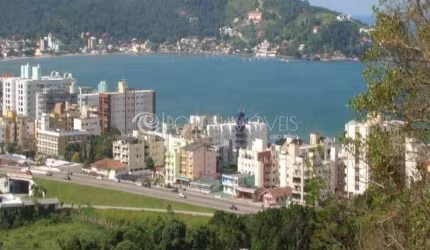Terreno à venda no Morro da Linguiça - Itapema - SC.