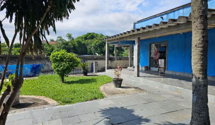 Excelente casa linear na estrada da Posse, em Campo Grande localizada no  Rio de Janeiro-RJ.