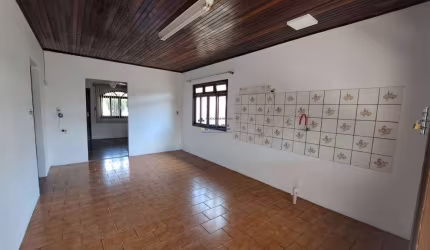 Casa Alvenaria com Amplo Terreno em Itajai