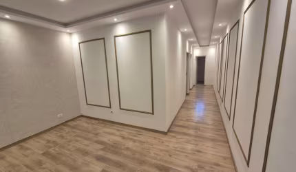 Loja para alugar, 122.25 m2 por R$1890.00  - Cristo Rei - Curitiba/PR