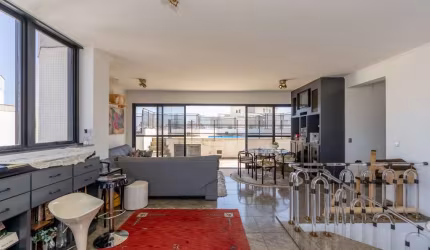 Cobertura para venda com 4 quartos, sendo 2 suítes, 320m²