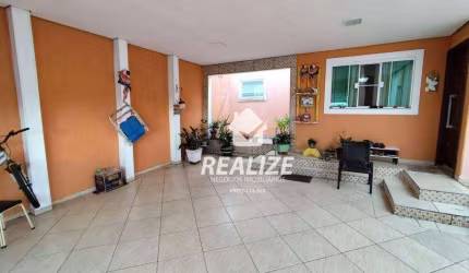 Casa com 2 dormitórios à venda, 170 m² por R$ 380.000,00 - Comerciários I - Botucatu/SP