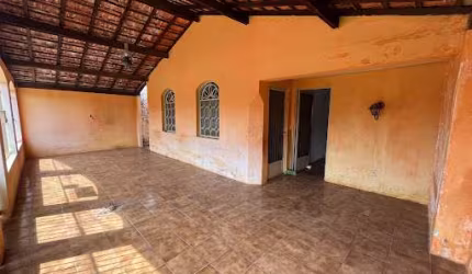 Casa com 3 dormitórios à venda, 170 m² por R$ 395.000,00 - Jardim Paraíso - Botucatu/SP