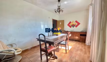 Casa com 4 quartos à venda na Avenida Brigadeiro Eduardo Gomes, 601, Dom Bosco, Belo Horizonte por R$ 549.999
