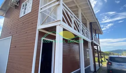 Casa aconchegante perto do mar, disponível para locação de diárias no Campeche, Florianópolis Santa