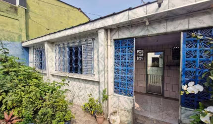 Casa com 2 dormitórios à venda, 90 m² por R$ 210.000,00 - Vila Santa Rosa - Guarujá/SP