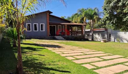 Casa para Venda em Ibiúna, Recreio, 3 dormitórios, 2 suítes, 3 banheiros, 6 vagas
