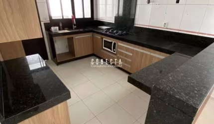 Casa Térrea, Jardim Regina, 3 quartos, 1 suíte, 200 m²