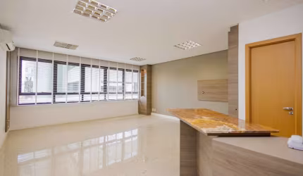 Sala à venda, 44 m² por R$ 500.000,00 - Ahú - Curitiba/PR