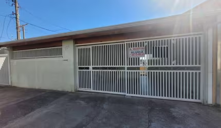 Espaço e comodidade. Conheça a casa para locação de 3 dormitórios no Jardim Pau Preto, em Indaiatub