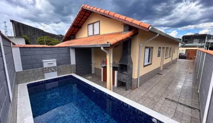 Casa para Venda em Itanhaém, Nova Itanhaem, 2 dormitórios, 1 suíte, 1 banheiro, 2 vagas
