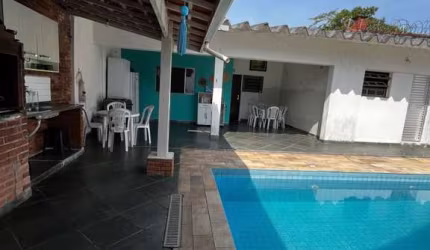 Casa para Venda em Itanhaém, Nova Itanhaem, 5 dormitórios, 3 suítes, 5 vagas