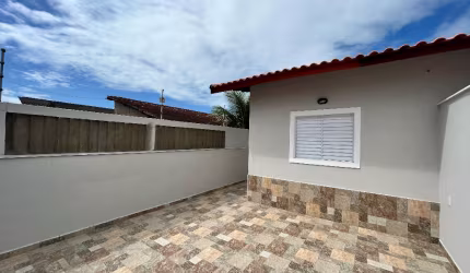 Casa no bairro Suarão em Itanhaém, no litoral sul de São Paulo