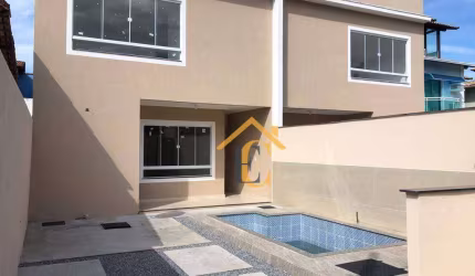Linda casa com piscina com 4 dormitórios à venda, 155 m² por R$ 720.000 - Recreio - Rio das Ostras/RJ