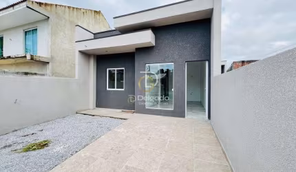 Casa com 3 quartos proximo ao mar matinhos