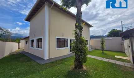 Casa com 3 Dormitórios para Locação