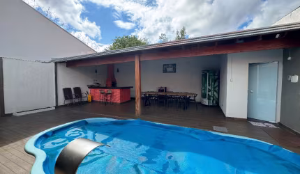 Excelente casa no Bairro Jardim Brasília