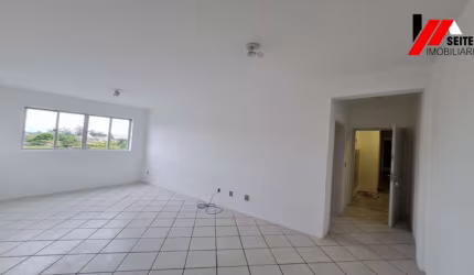 Apartamento de 2 dormitorios para locaçao Itacorubi