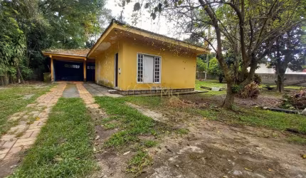 Casa térrea livre no terreno no Muquem, Florianópolis, SC