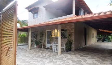 Casa à Venda e Locação em Nova Esmeraldas 6 Quartos, Área Gourmet, Terreno 1.600m²