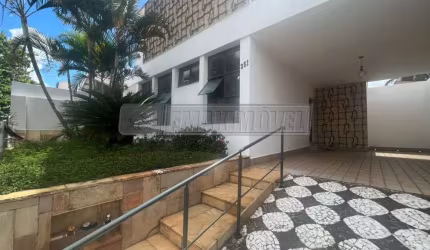 Sobrado com 3 Quartos, 2 vagas e Sala comercial - Santa Rosália