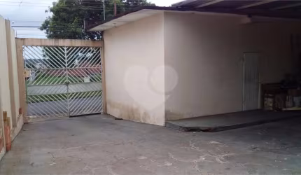 Casa com 2 quartos à venda em Parque Bauru - SP