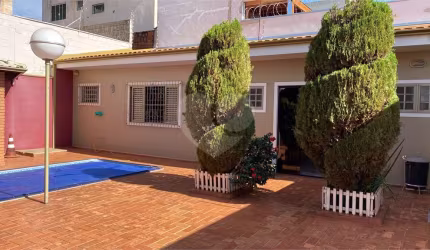 Casa com 4 quartos à venda em Novo Jardim Pagani - SP