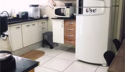 Casa com 3 quartos à venda em Jardim Vânia Maria - SP