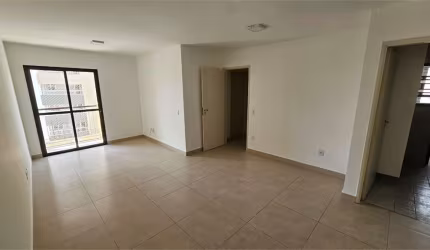 Apartamento com 3 quartos para locação em Jardim Infante Dom Henrique - SP