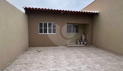 Casa com 2 quartos à venda em Parque Santa Cândida - SP